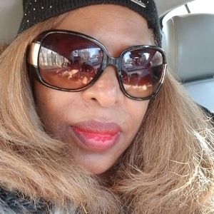 Meet your Posher, Sharen